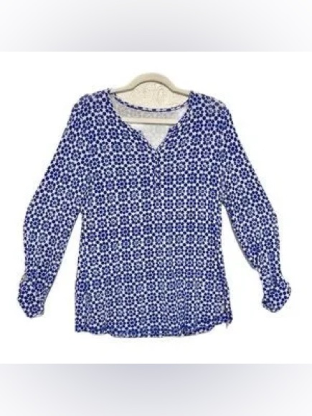 T by Talbots Blue White Geometric Roll-Tab Sleeve Top Blouse SZ S